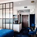Hanza Tower 14th Floor Cityview, Balcony, Sauna, Pool, Jacuzzi