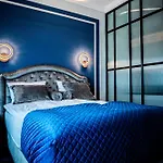 Hanza Tower 14th Floor Cityview, Balcony, Sauna, Pool, Jacuzzi *
