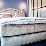 Hanza Tower 14th Floor Cityview, Balcony, Sauna, Pool, Jacuzzi * Szczecin