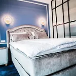 Appartement Hanza Tower 14th Floor Cityview, Balcony, Sauna, Pool, Jacuzzi