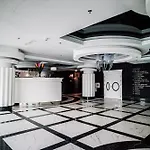 公寓 Hanza Tower 14th Floor Cityview, Balcony, Sauna, Pool, Jacuzzi *