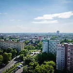 Hanza Tower 14th Floor Cityview, Balcony, Sauna, Pool, Jacuzzi 公寓 什切青