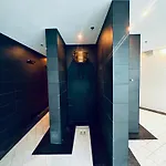 Hanza Tower 14th Floor Cityview, Balcony, Sauna, Pool, Jacuzzi 公寓 什切青