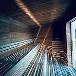 公寓 Hanza Tower 14th Floor Cityview, Balcony, Sauna, Pool, Jacuzzi 什切青