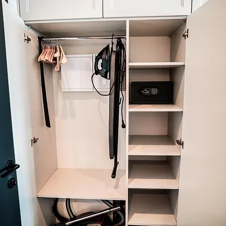 Appartement Hanza Tower 14th Floor Cityview, Balcony, Sauna, Pool, Jacuzzi