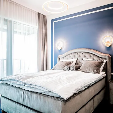 Hanza Tower 14th Floor Cityview, Balcony, Sauna, Pool, Jacuzzi Appartement *