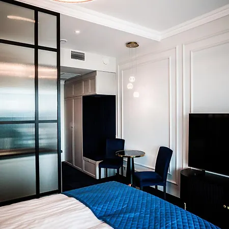 Hanza Tower 14th Floor Cityview, Balcony, Sauna, Pool, Jacuzzi * Szczecin