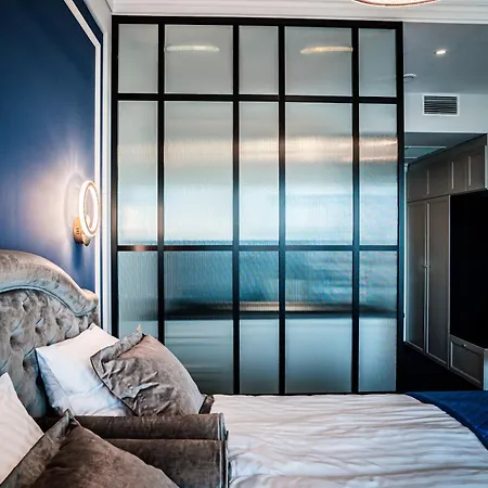 Hanza Tower 14th Floor Cityview, Balcony, Sauna, Pool, Jacuzzi 公寓 什切青