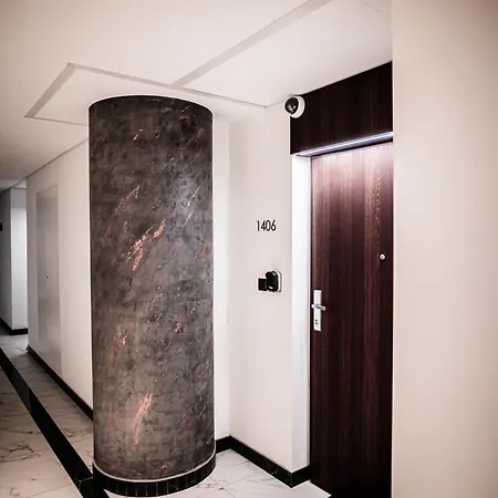 Hanza Tower 14th Floor Cityview, Balcony, Sauna, Pool, Jacuzzi Appartement