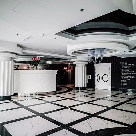 Appartement Hanza Tower 14th Floor Cityview, Balcony, Sauna, Pool, Jacuzzi *