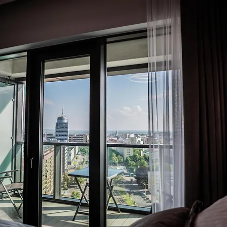 公寓 Hanza Tower 14th Floor Cityview, Balcony, Sauna, Pool, Jacuzzi *