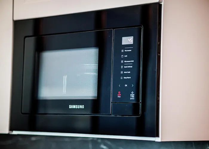 Hanza Tower 14th Floor Cityview, Balcony, Sauna, Pool, Jacuzzi * 什切青