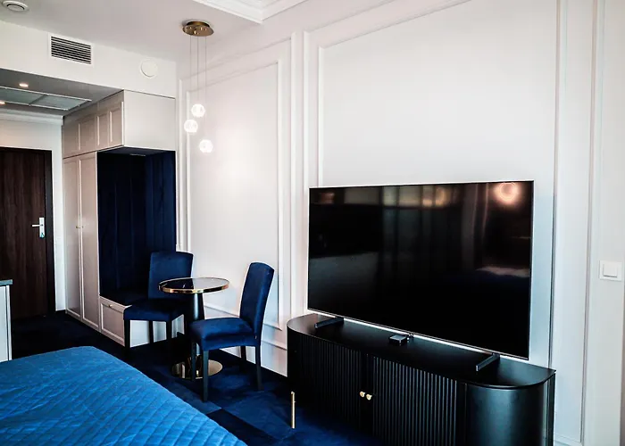 Appartement Hanza Tower 14th Floor Cityview, Balcony, Sauna, Pool, Jacuzzi *