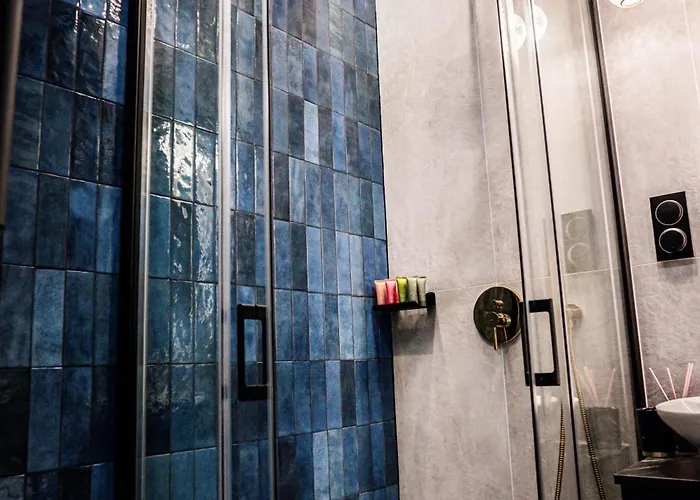 Hanza Tower 14th Floor Cityview, Balcony, Sauna, Pool, Jacuzzi