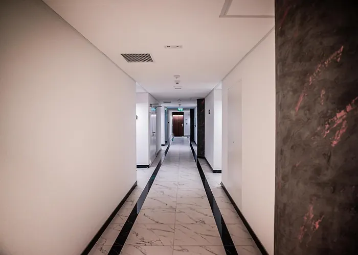 公寓 Hanza Tower 14th Floor Cityview, Balcony, Sauna, Pool, Jacuzzi 什切青