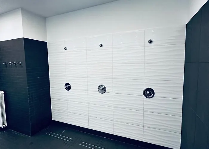 Appartement Hanza Tower 14th Floor Cityview, Balcony, Sauna, Pool, Jacuzzi *