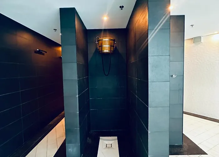 Hanza Tower 14th Floor Cityview, Balcony, Sauna, Pool, Jacuzzi Daire Szczecin