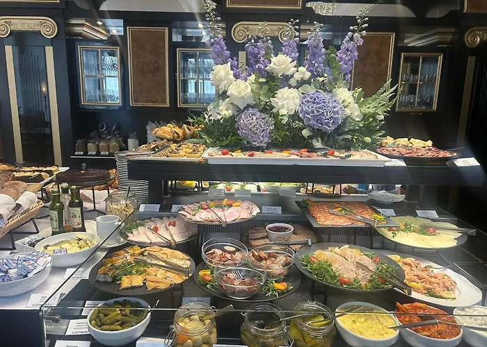 Hanza Tower 14th Floor Cityview, Balcony, Sauna, Pool, Jacuzzi * Στσέτσιν